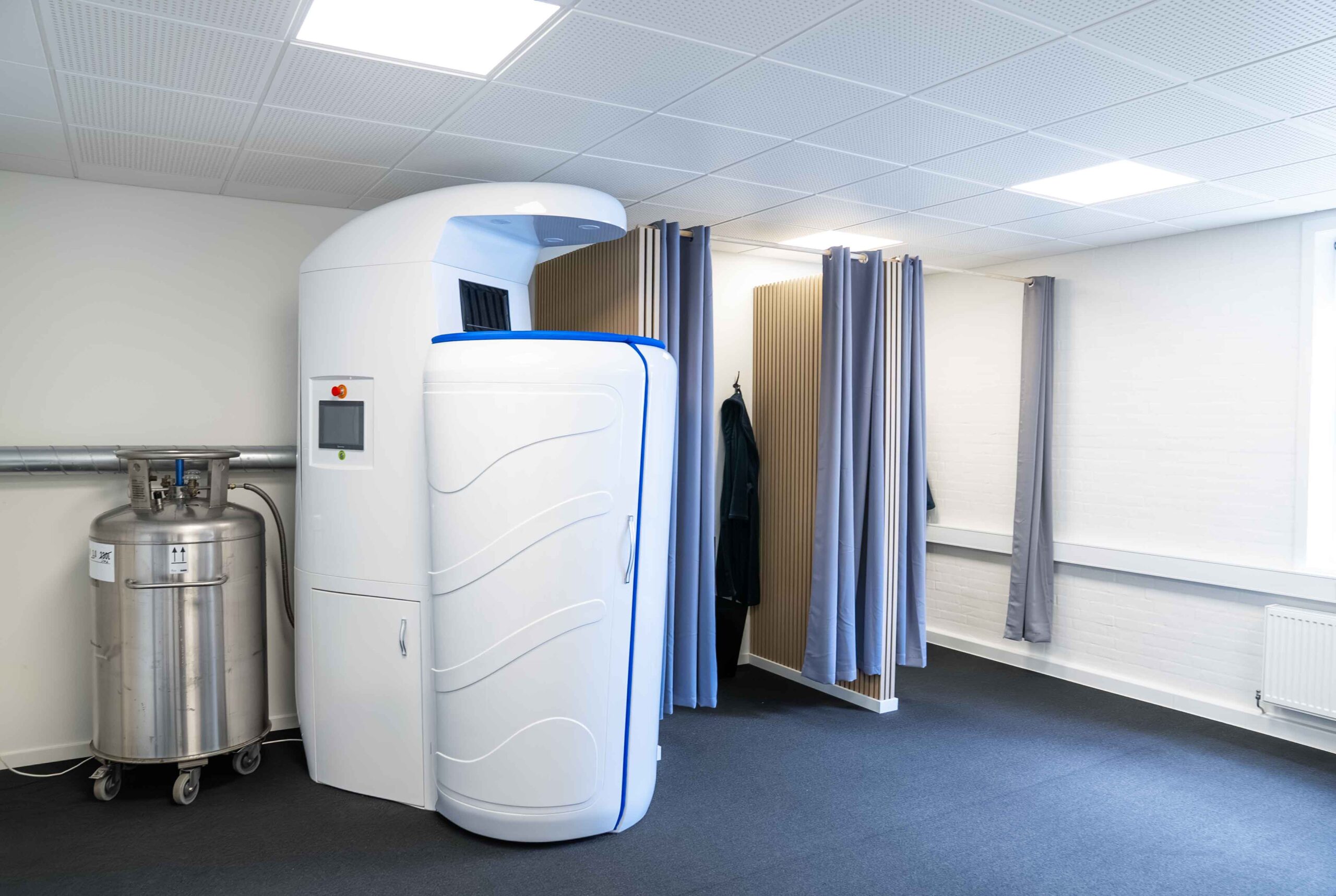 Cryosauna